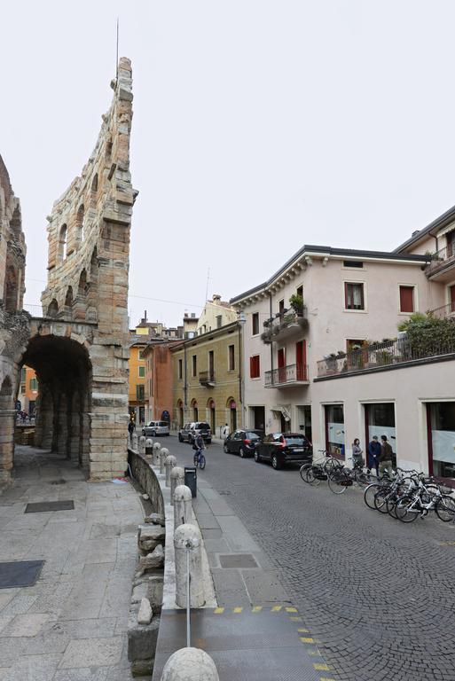 La Terrazza Sull'Arena Apartman Verona Kültér fotó