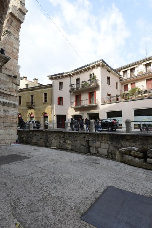 La Terrazza Sull'Arena Apartman Verona Kültér fotó