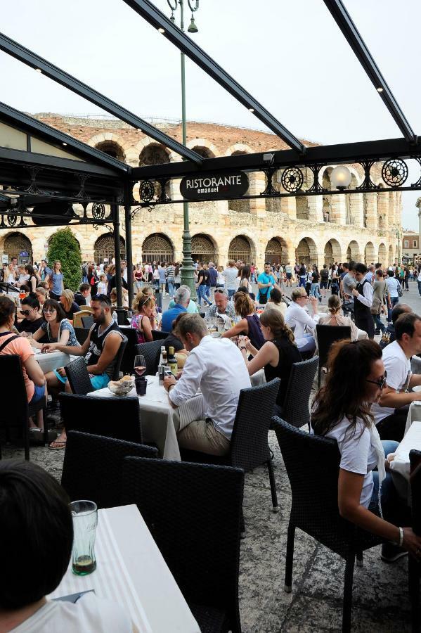 La Terrazza Sull'Arena Apartman Verona Kültér fotó